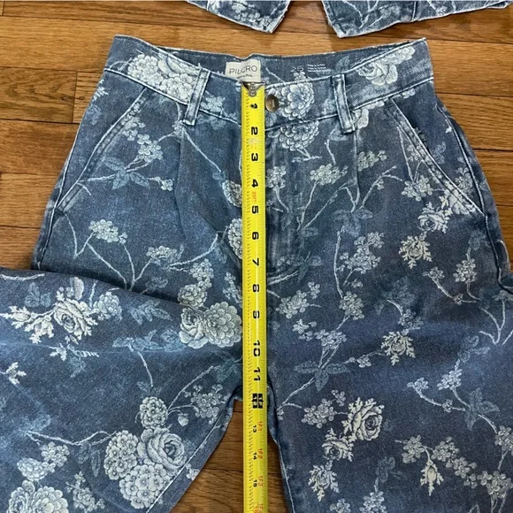 Pilcro Anthropologie The Leon Double Hem High Rise Wide Leg Jeans Denim Vest Set - Picture 9 of 17